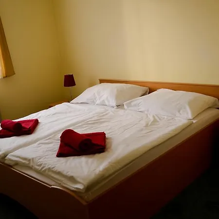 Napfeny Apartmanhaz * Hévíz