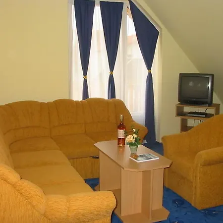 Napfeny Apartmanhaz * Hévíz