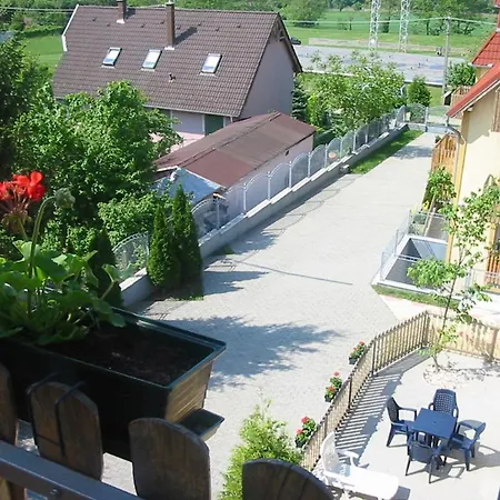 Napfeny Apartmanhaz דירה