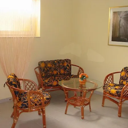 דירה Napfeny Apartmanhaz
