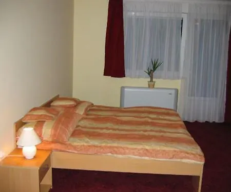 Napfeny Apartmanhaz Hévíz